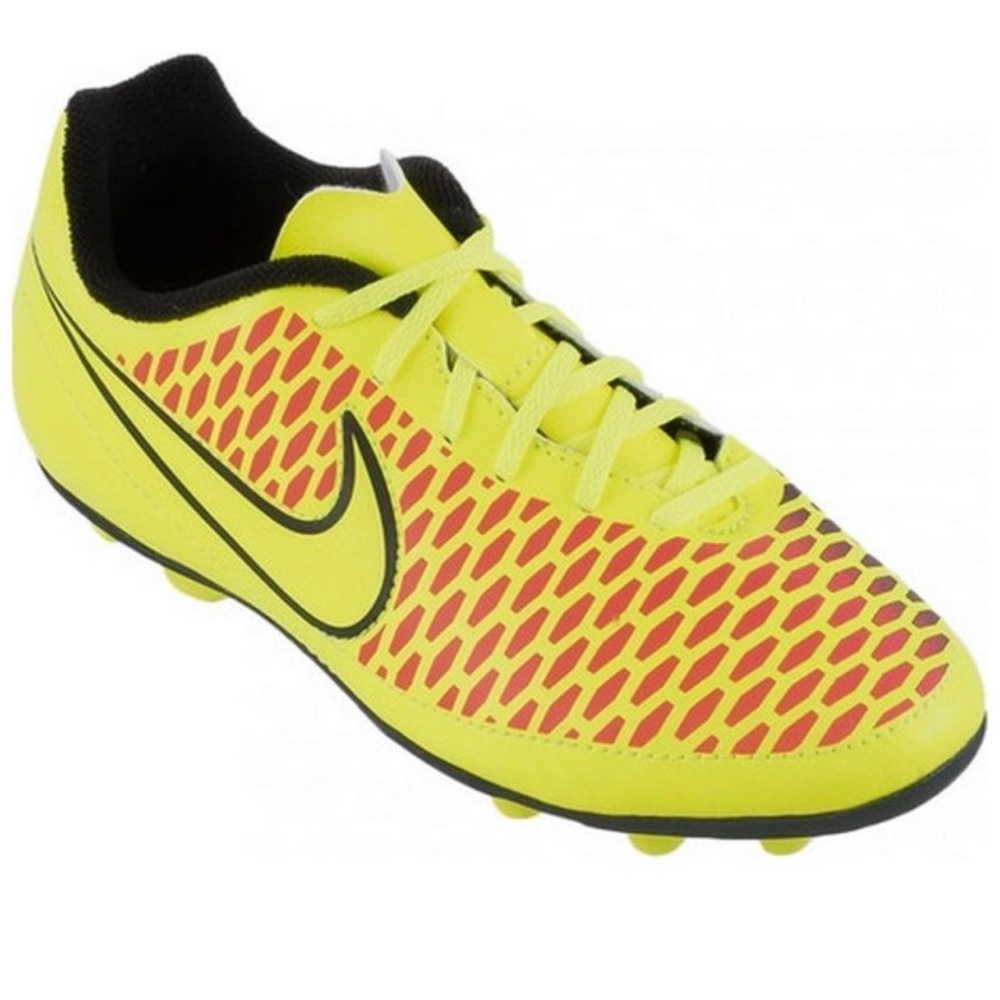 Nike Magista Soccer Cleats- size 5Y